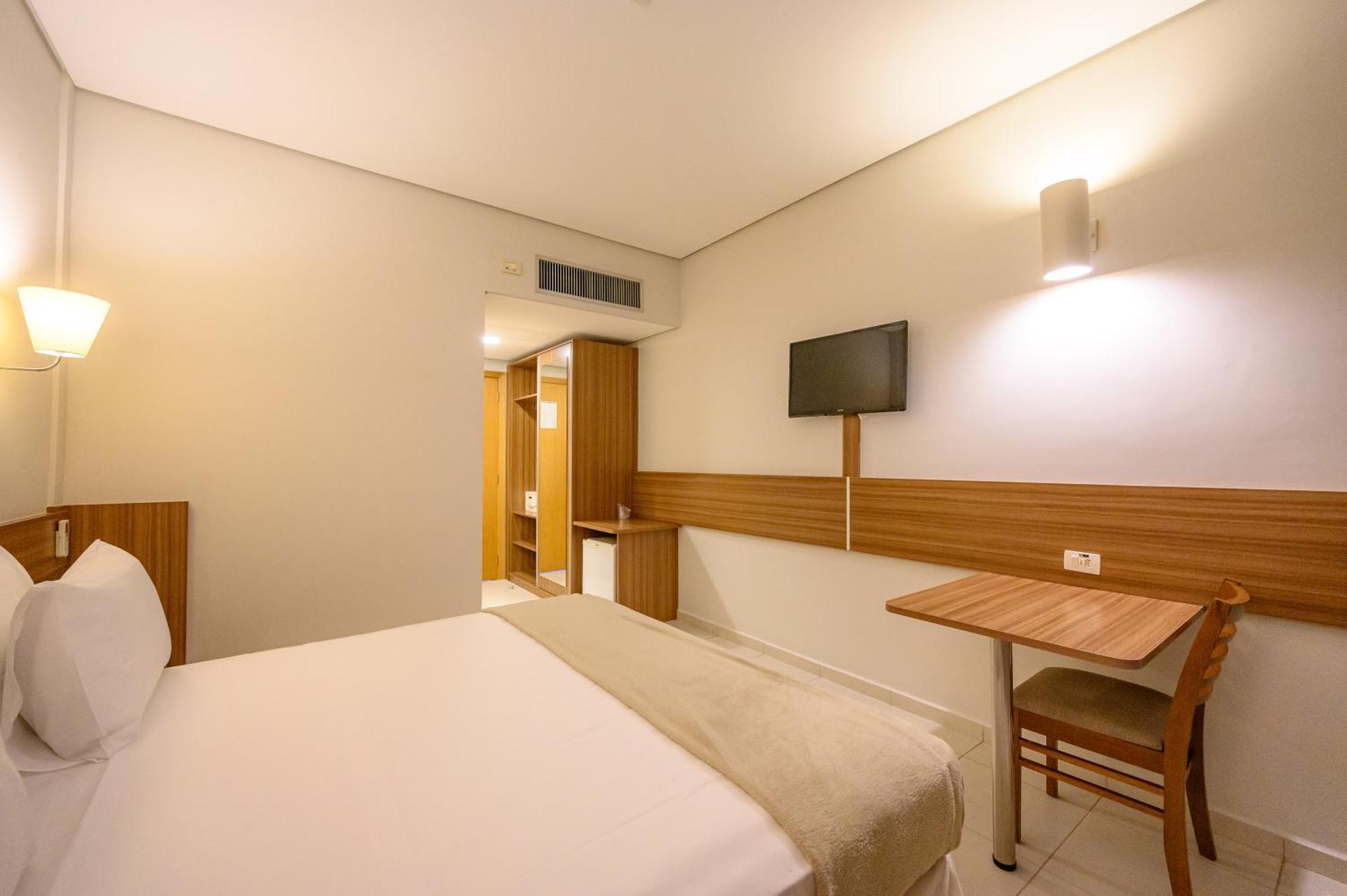 Unihotel 酒店 3*